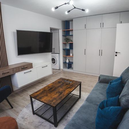 קורטאה דה ארגס Apartament Iulia Si Alex מראה חיצוני תמונה
